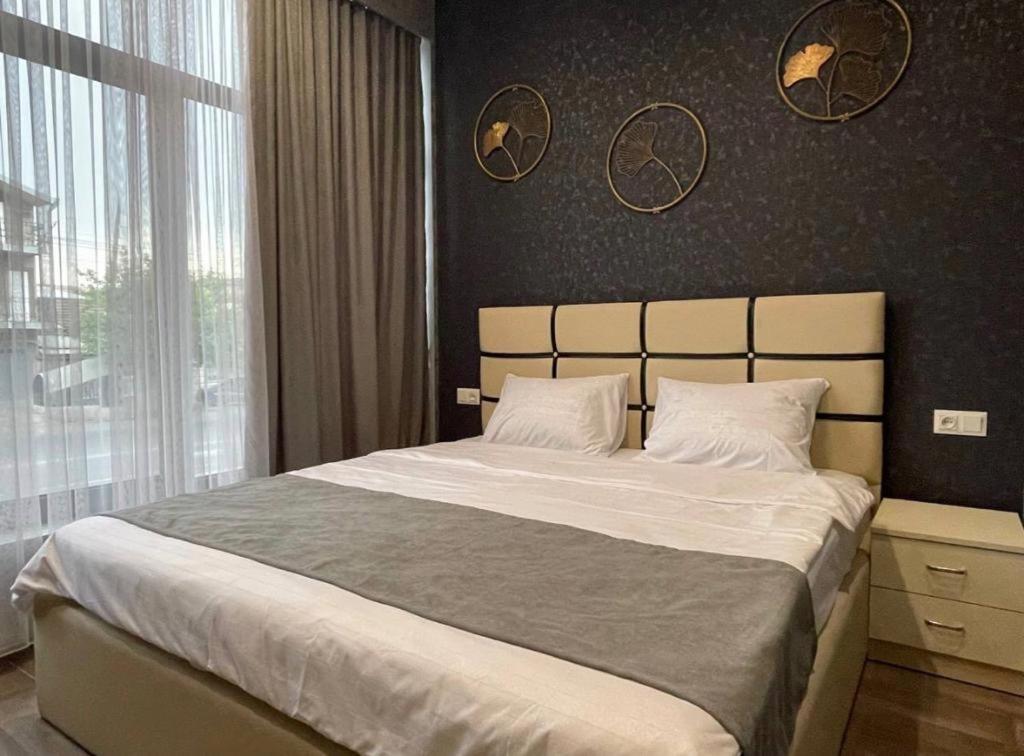 Days Hotel 耶烈万 外观 照片