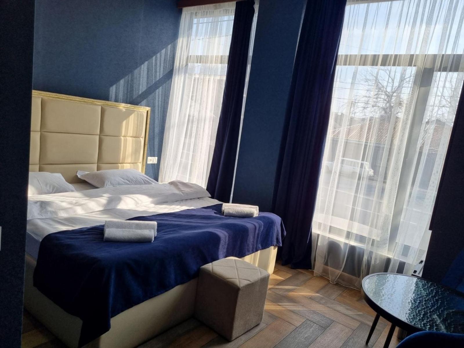 Days Hotel 耶烈万 外观 照片