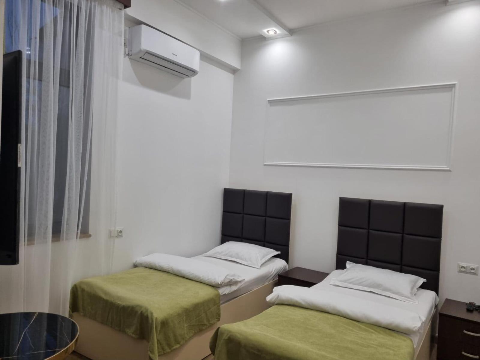 Days Hotel 耶烈万 外观 照片