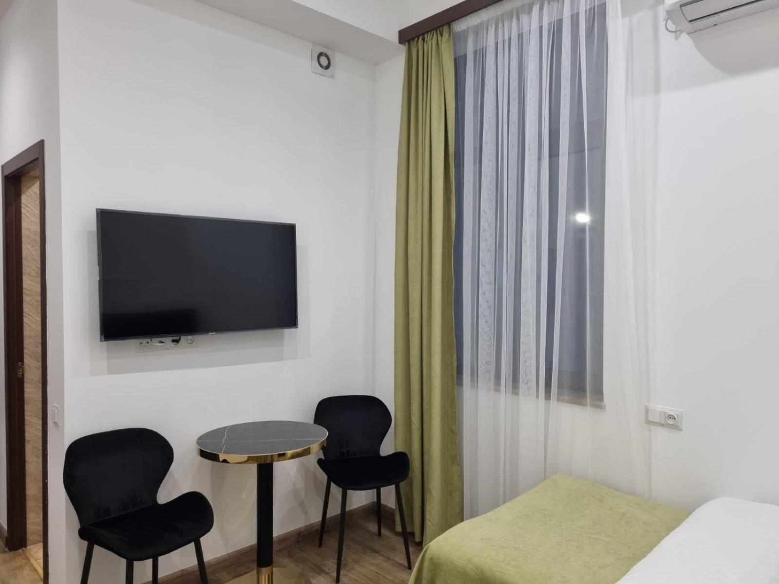 Days Hotel 耶烈万 外观 照片